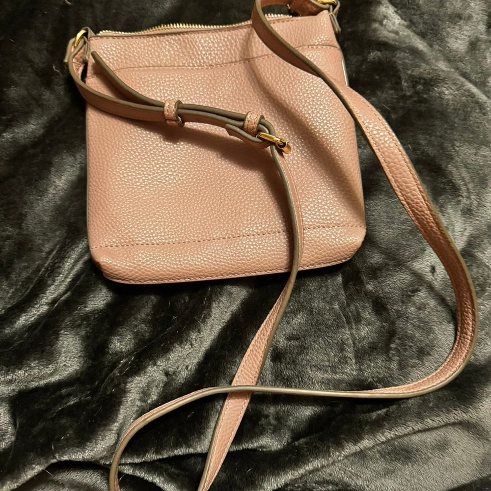 Anne Klein Pink Crossbody Bag with Sleek Design